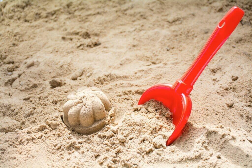 zabawki do piasku dla niemowlaka