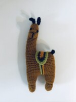 ręcznie robiona lama na drutach