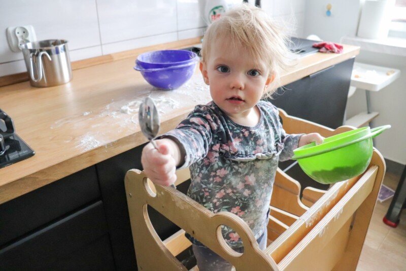 drewniany pomocnik kuchenny kitchen helper blubla