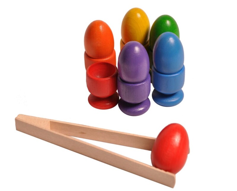 drewniane jajka w kieliszkach pierwsze puzzle