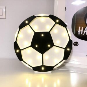 lampka z piłką nożną do pokoju
