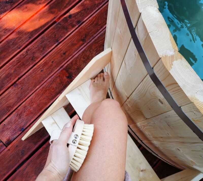 ostra szczotka do masażu na sucho lullalove