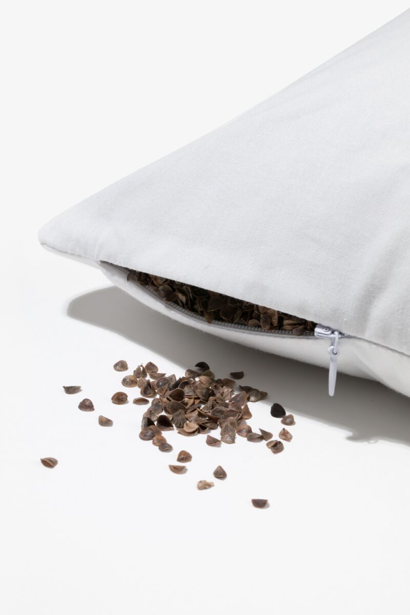 poduszka dla dzieci naturalna z łuskami gryki