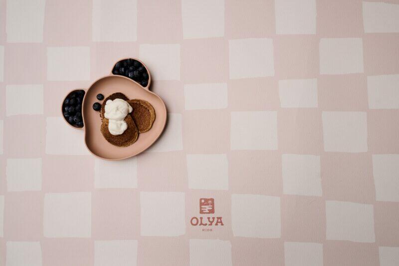 Mata ochronna pod krzesełko chess pink beige