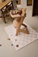 Mata ochronna pod krzesełko do karmienia chess pink beige