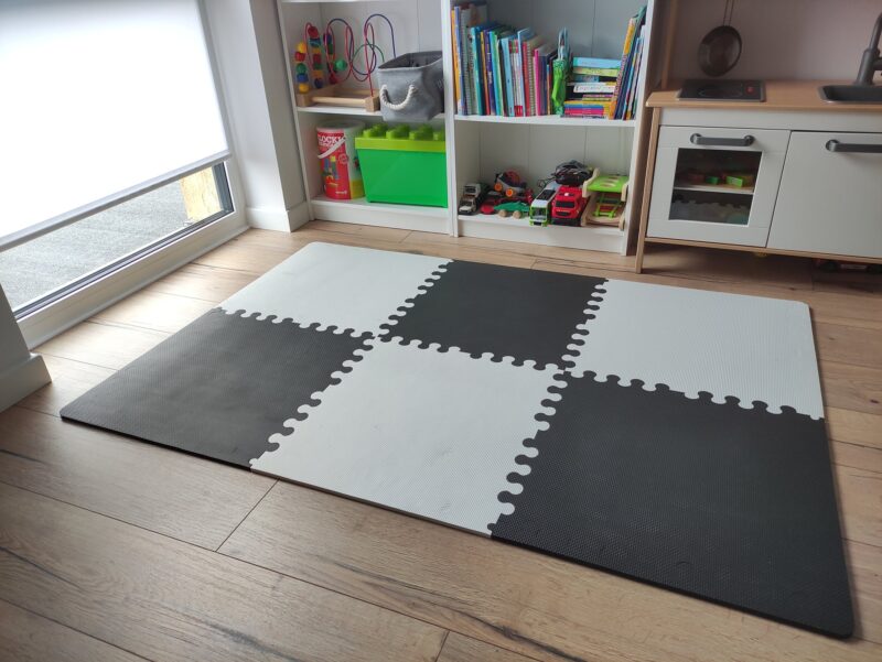 Mata piankowa Simply Black