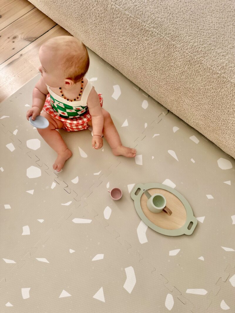 Mata piankowa puzzle terrazzo taupe